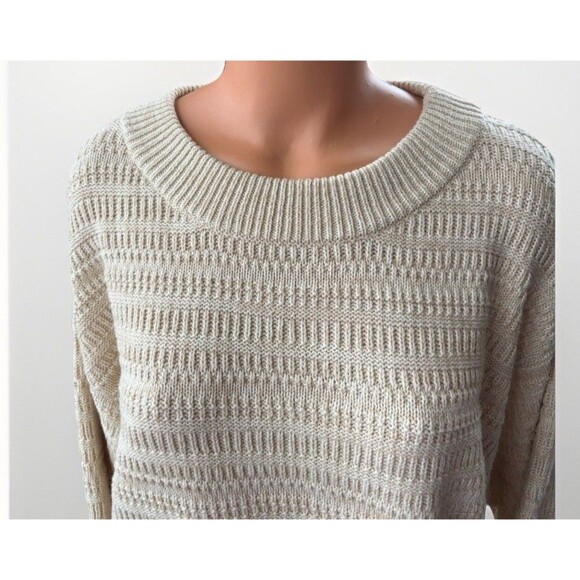 Universal Thread Oatmeal Crew Neck Sweater Size L Soft Classic Preppy - Picture 2 of 6